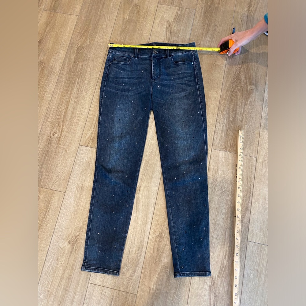 WHBM embellishment jeans.  Size 4 Regular slim.